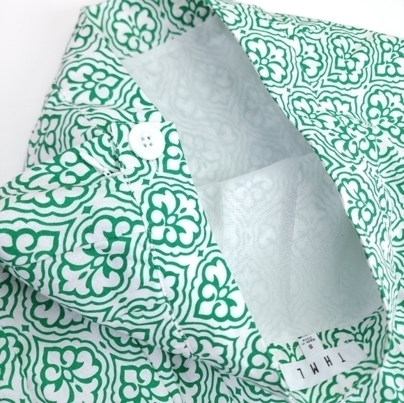 New THML Anthropologie  Green White Pleated Skirt Sz S - Picture 9 of 10